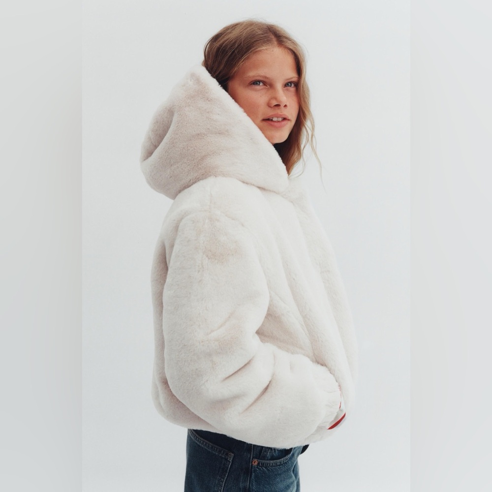 ZARA Girls Ivory Cozy Faux Fur Hooded Coat Zip Front 11/12